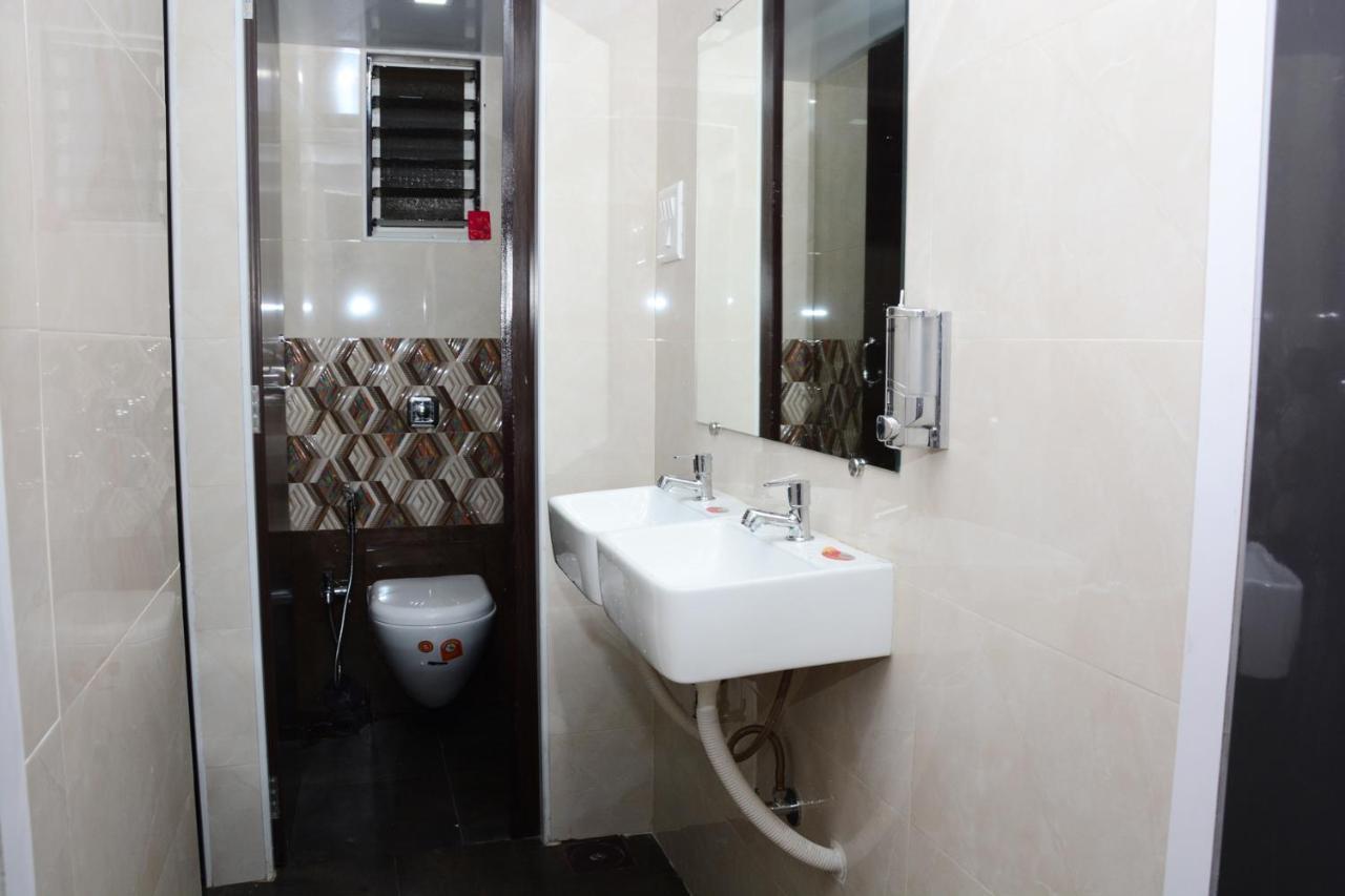 Ocean Dormitory Mumbai Exterior foto