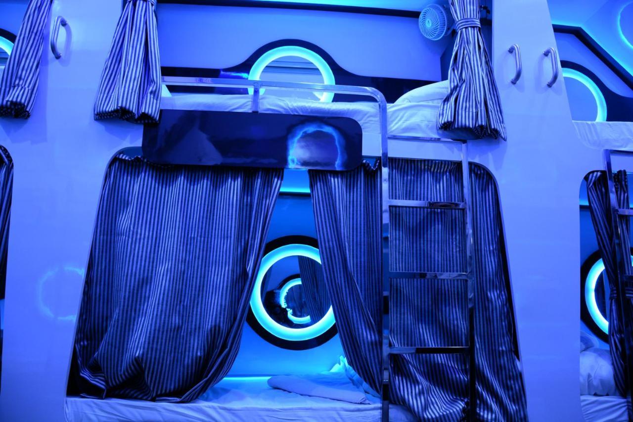 Ocean Dormitory Mumbai Exterior foto
